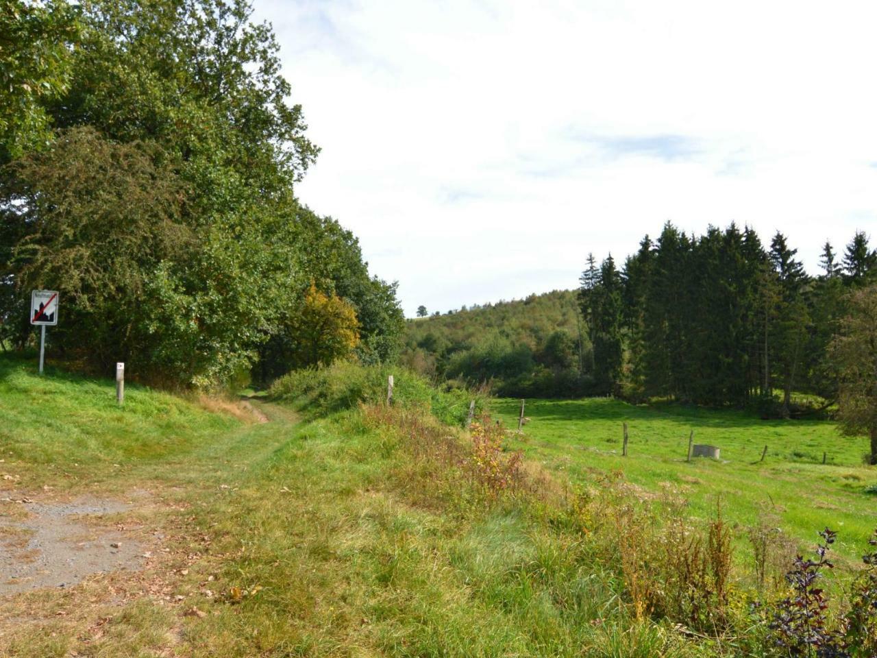 Comfortable Cottage In Neufmoulin With Meadow View 胡法利兹 外观 照片